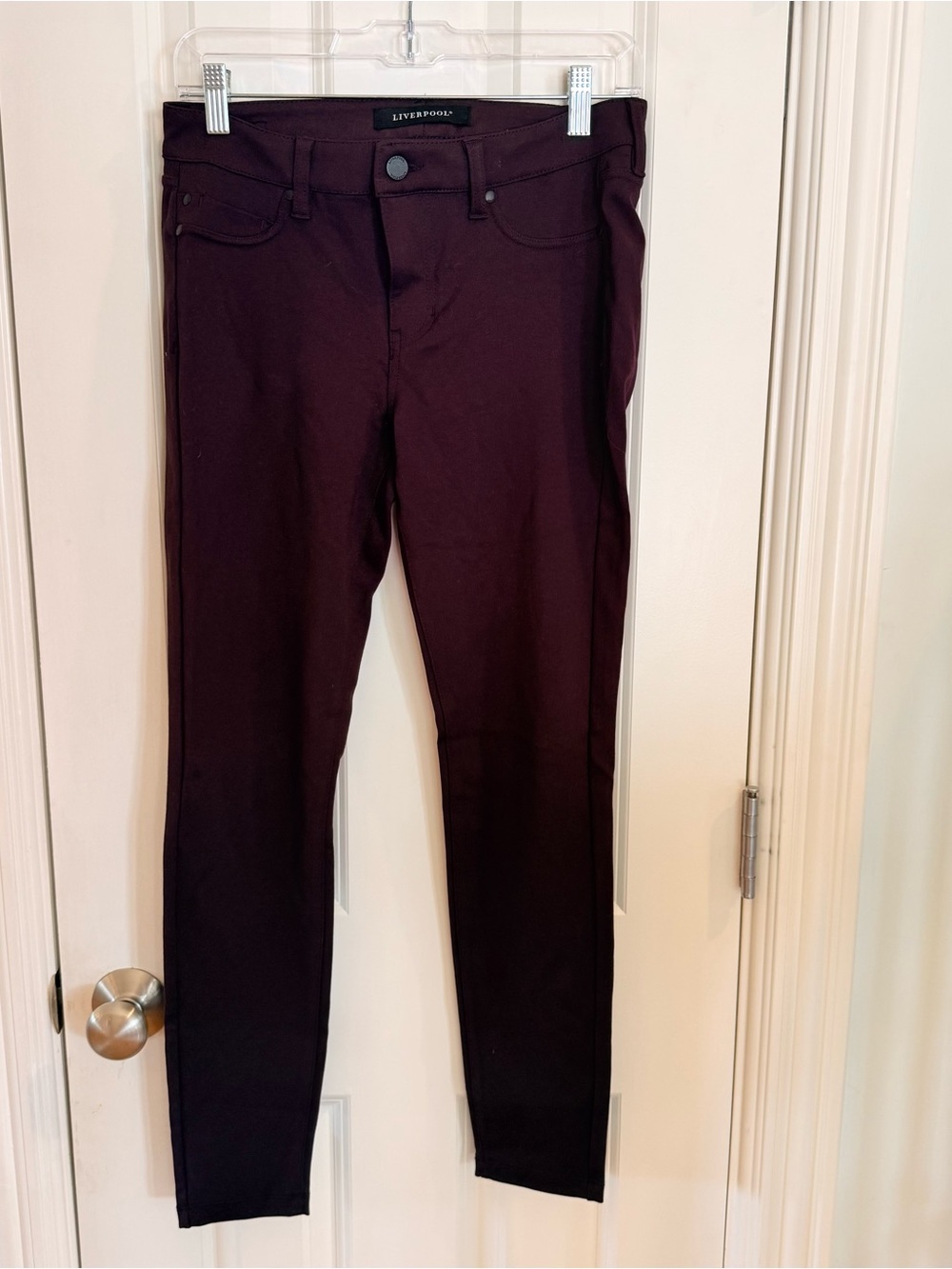 Liverpool Port Wine Skinny stretch pants 4/27